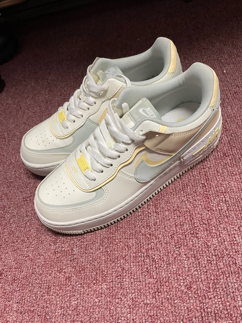 Nike Air Force 1 Shadows - Picture 6 of 6